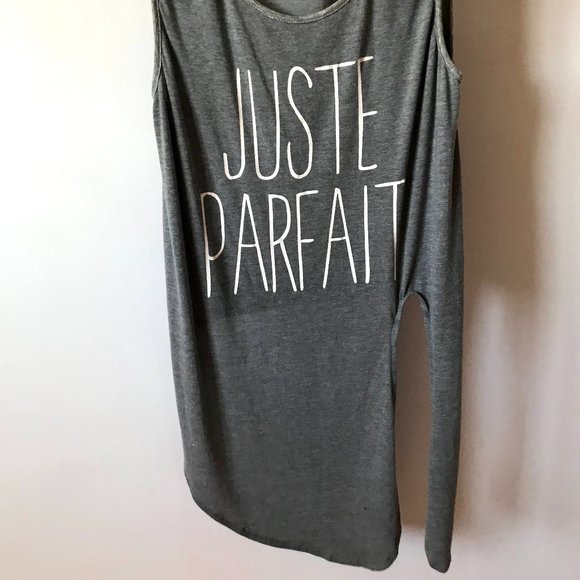 Ardene Light Grey Long Tank Graphic "Just Parfait" With Jewels on the Shoulder - Picture 2 of 4